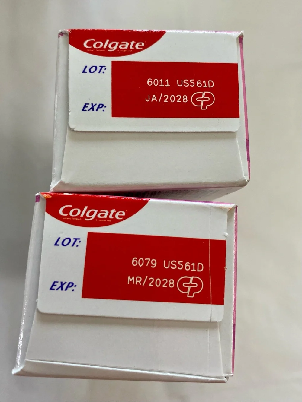 Colgate Sensitive Whitening Toothpaste (2)